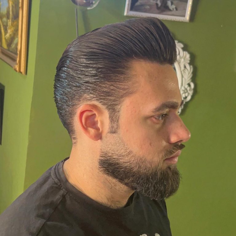 17 Best Hairstyles for Men with Beards
