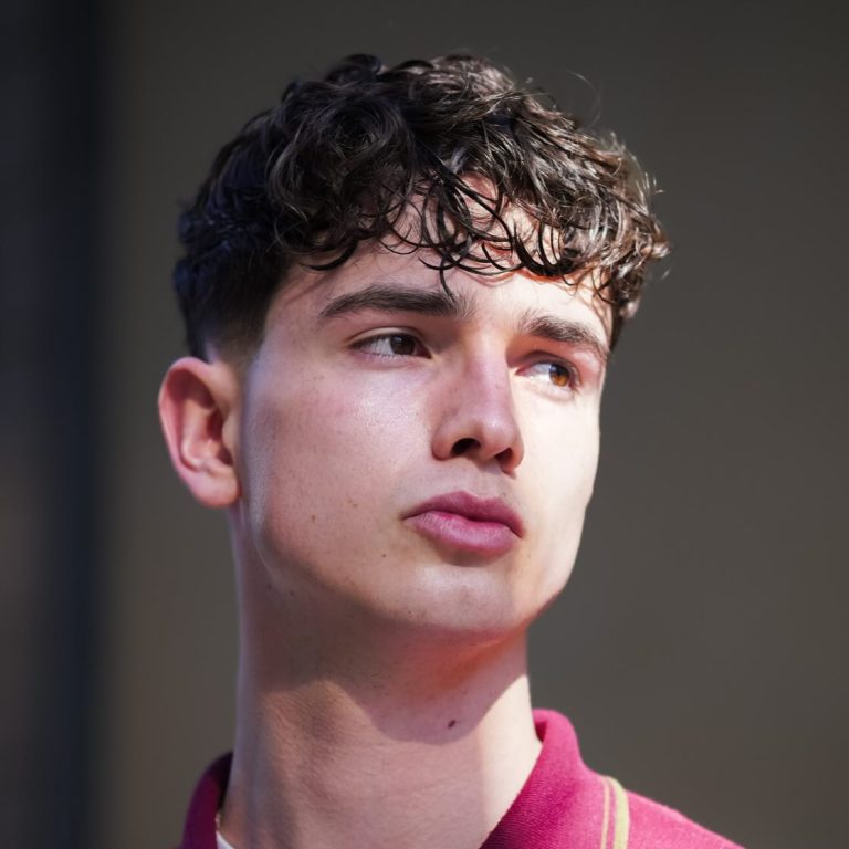 25 Trending Men’s Haircuts You’ll Want to Try Right Now