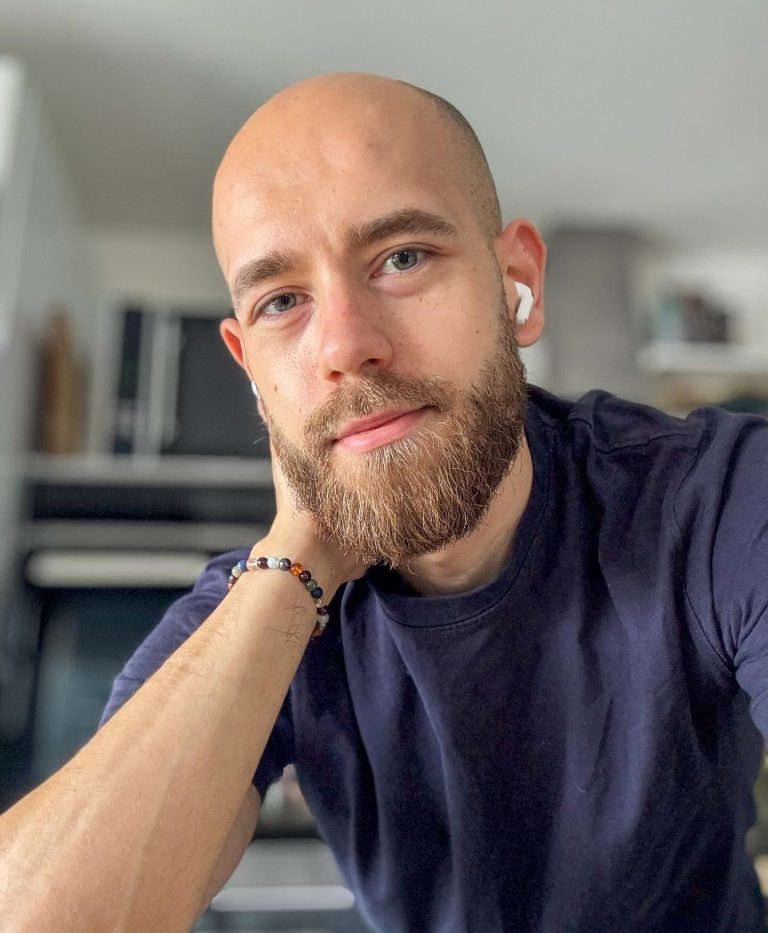 10 Stylish Haircuts That Make Balding Look Better